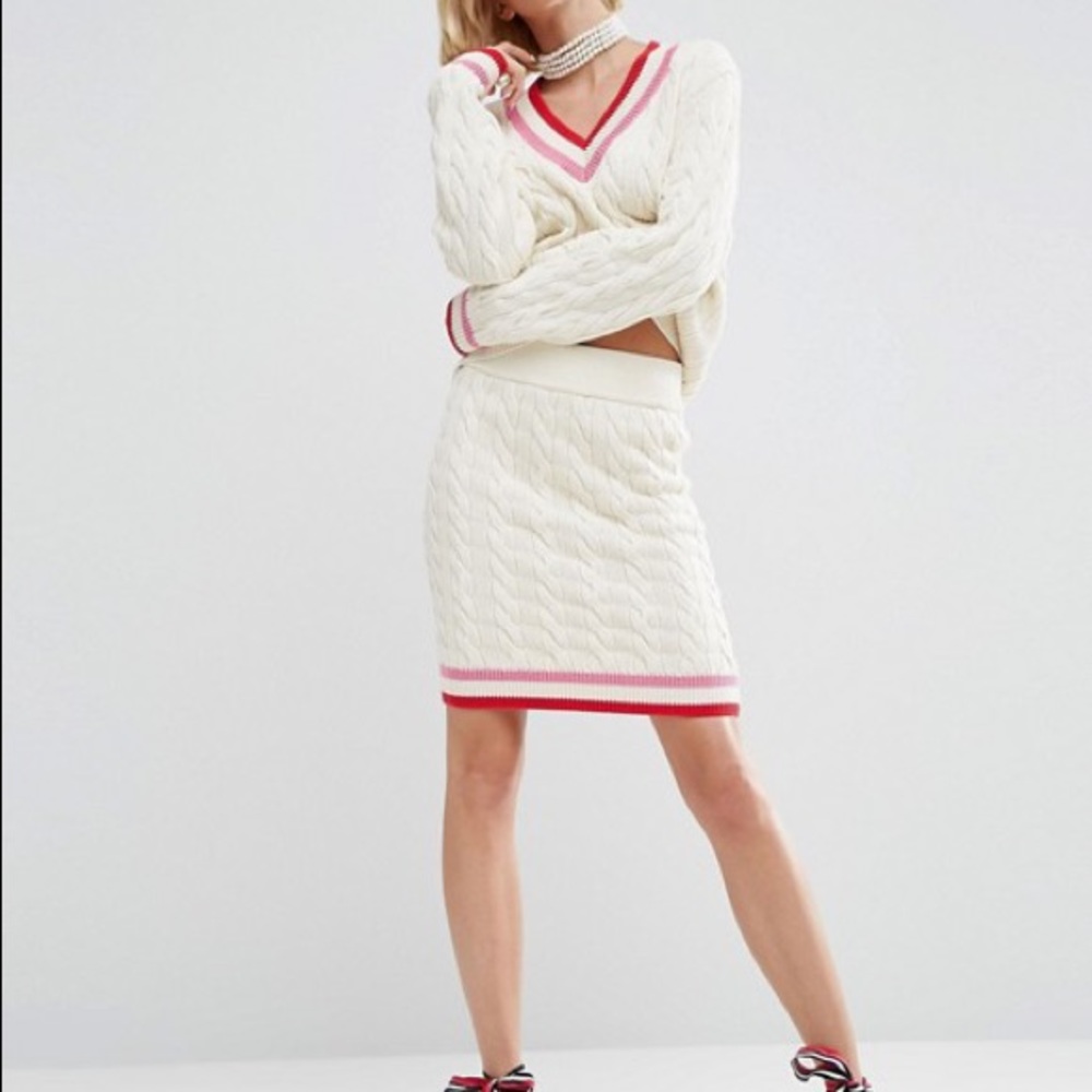 asos cable knit mini. US 6